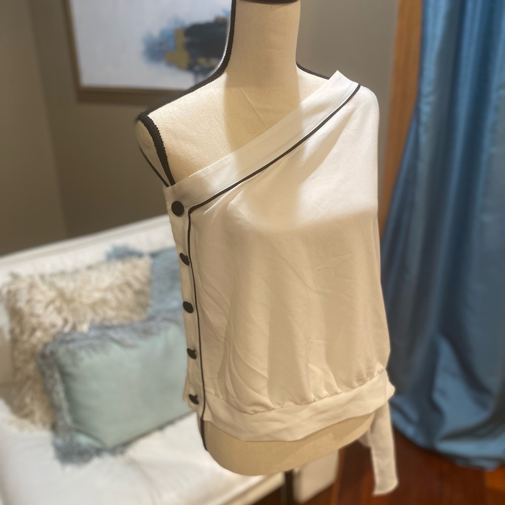Sexy Little Blouse